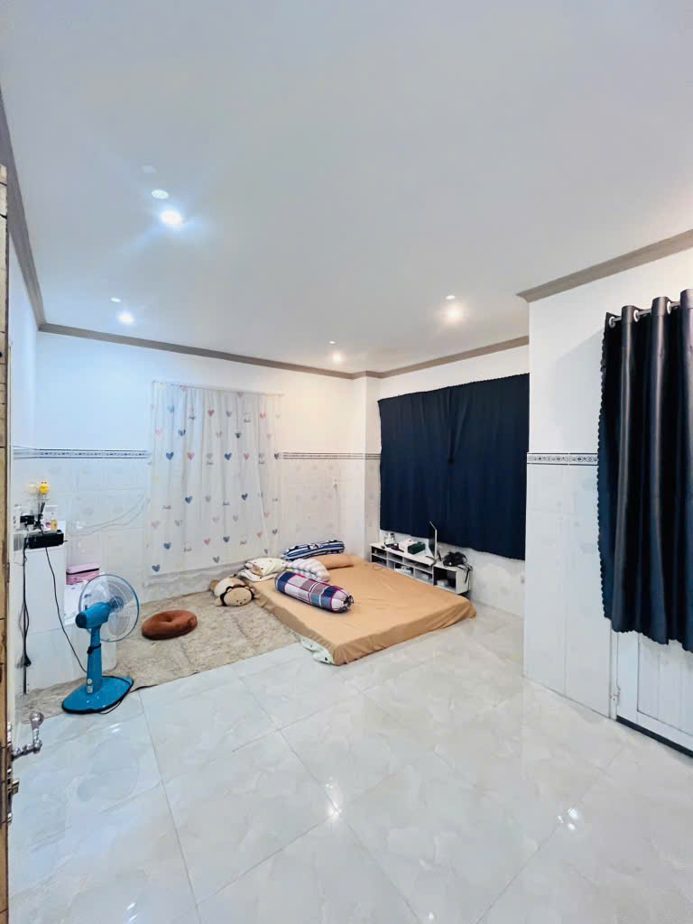 NHÀ ĐẸP 3 BƯỚC ĐẾN MẶT TIỀN - P. PHÚ THUẬN Q.7 - 70M2 - NHỈNH 5 TỶ